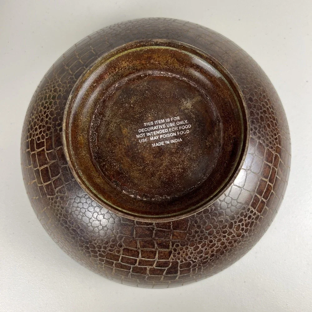 VTG Set of Two Dark Brown Textured Metal Bowls Home‎ Decor / Made In India
